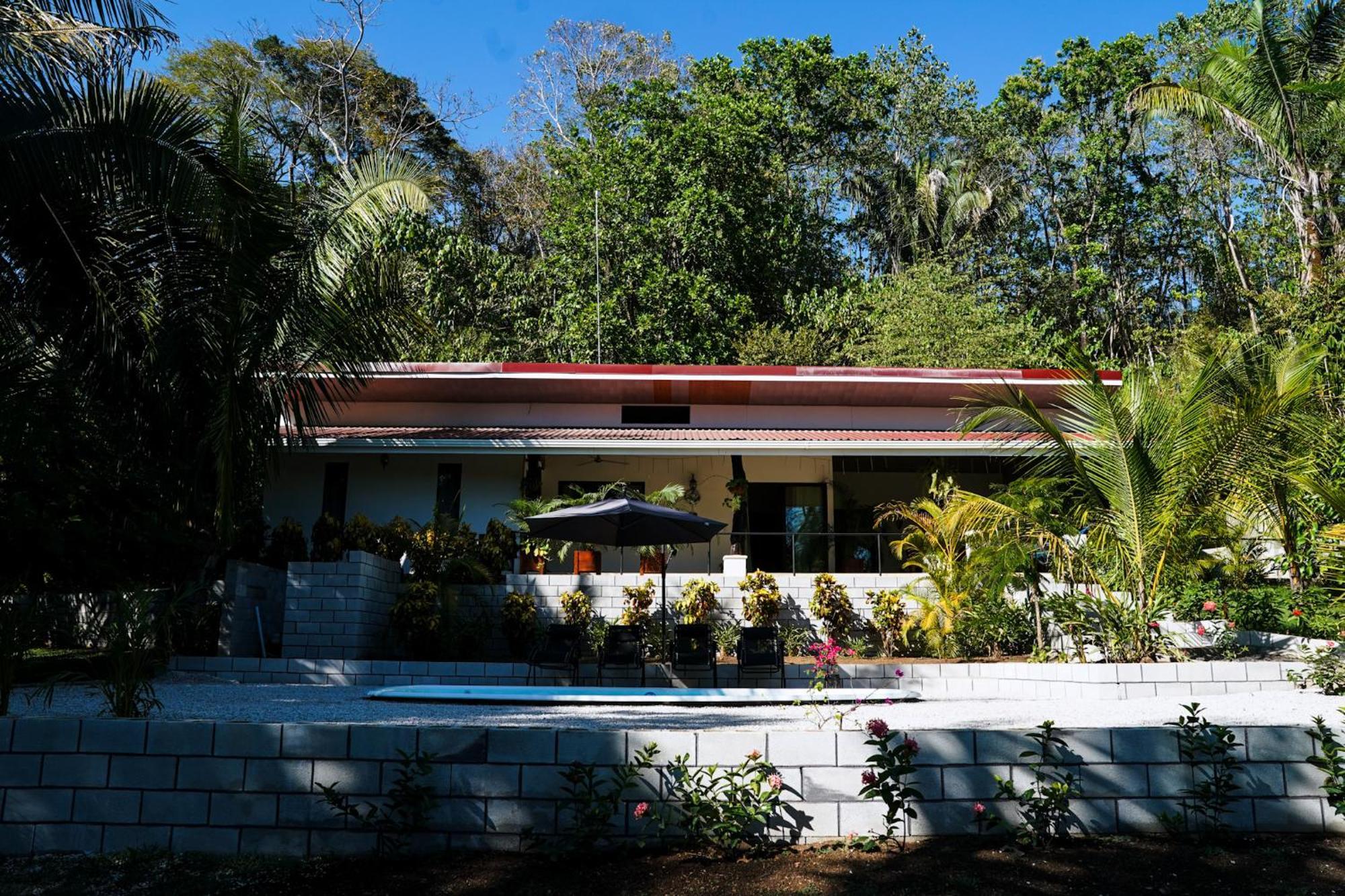 House In The Palm Forest Puerto Carrillo Eksteriør bilde